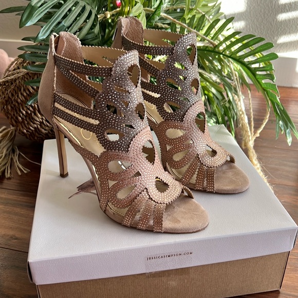 Jessica Simpson Shoes - Jessica Simpson Size 9 Jessila Heel